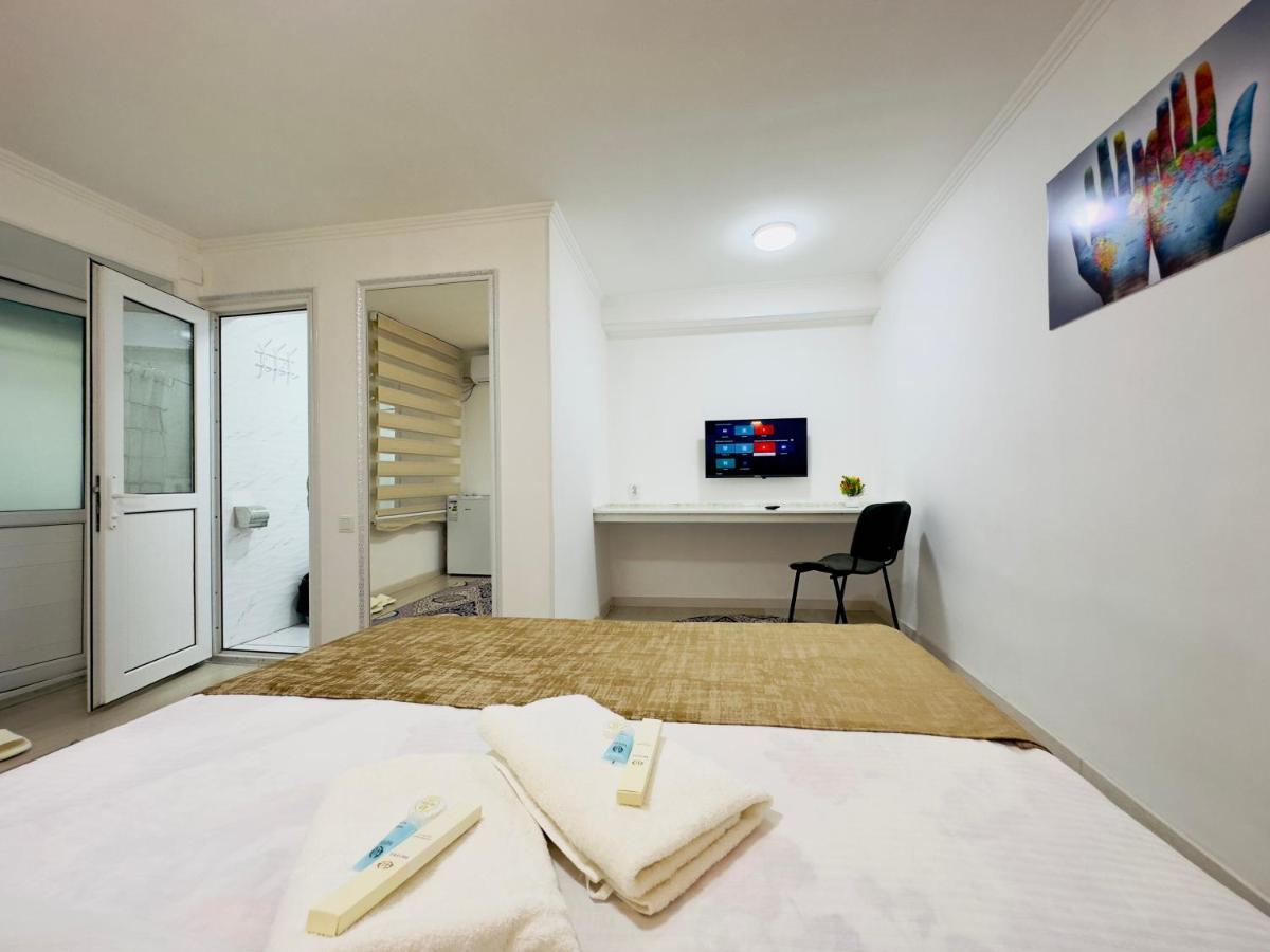 Abs Guest House Osh Exterior photo